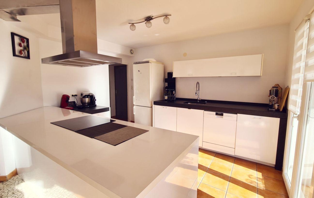 DUNIACH IMMOBILIER : Maison / Villa | LOUPIAN (34140) | 183 m2 | 588 000 € 