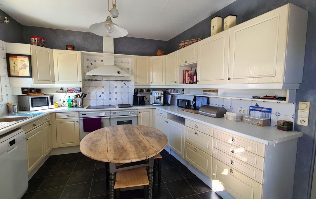 DUNIACH IMMOBILIER : House | ROUJAN (34320) | 278 m2 | 370 000 € 