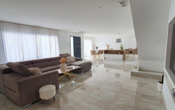 DUNIACH IMMOBILIER : Maison / Villa | MAGALAS (34480) | 196 m2 | 570 000 € 
