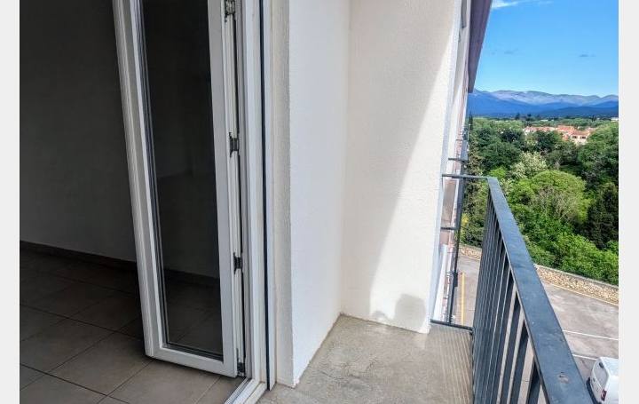 Appartement P3 CERET 67 m2 147 500 € Appartement P3 CERET 67 m2 147 500 €